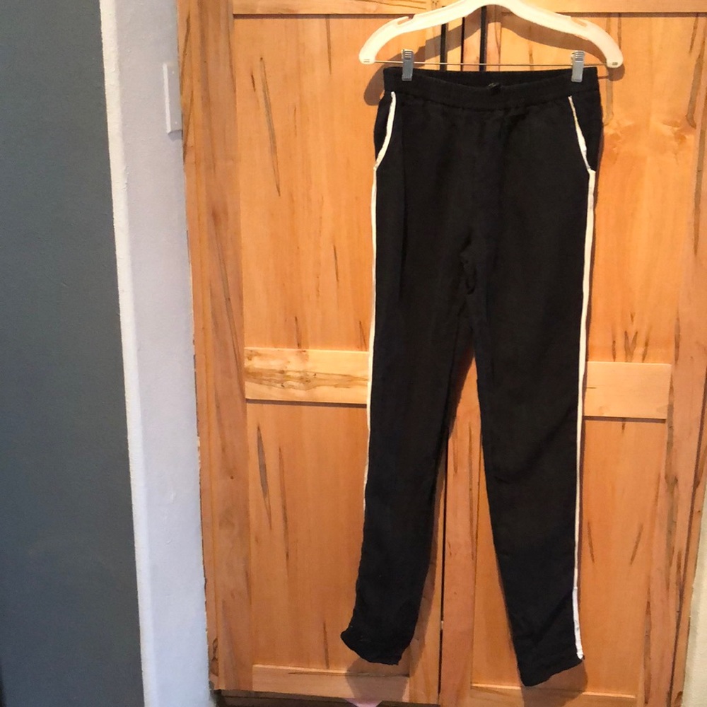 Elizabeth&James small linen pants